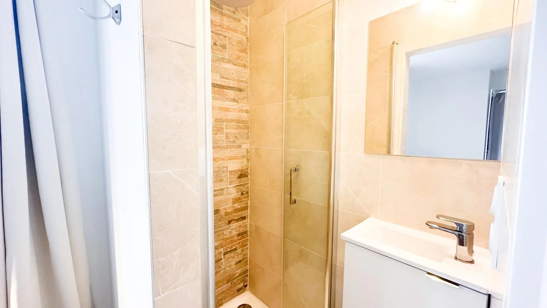La Parenthese Partagee Apartment Brest France
